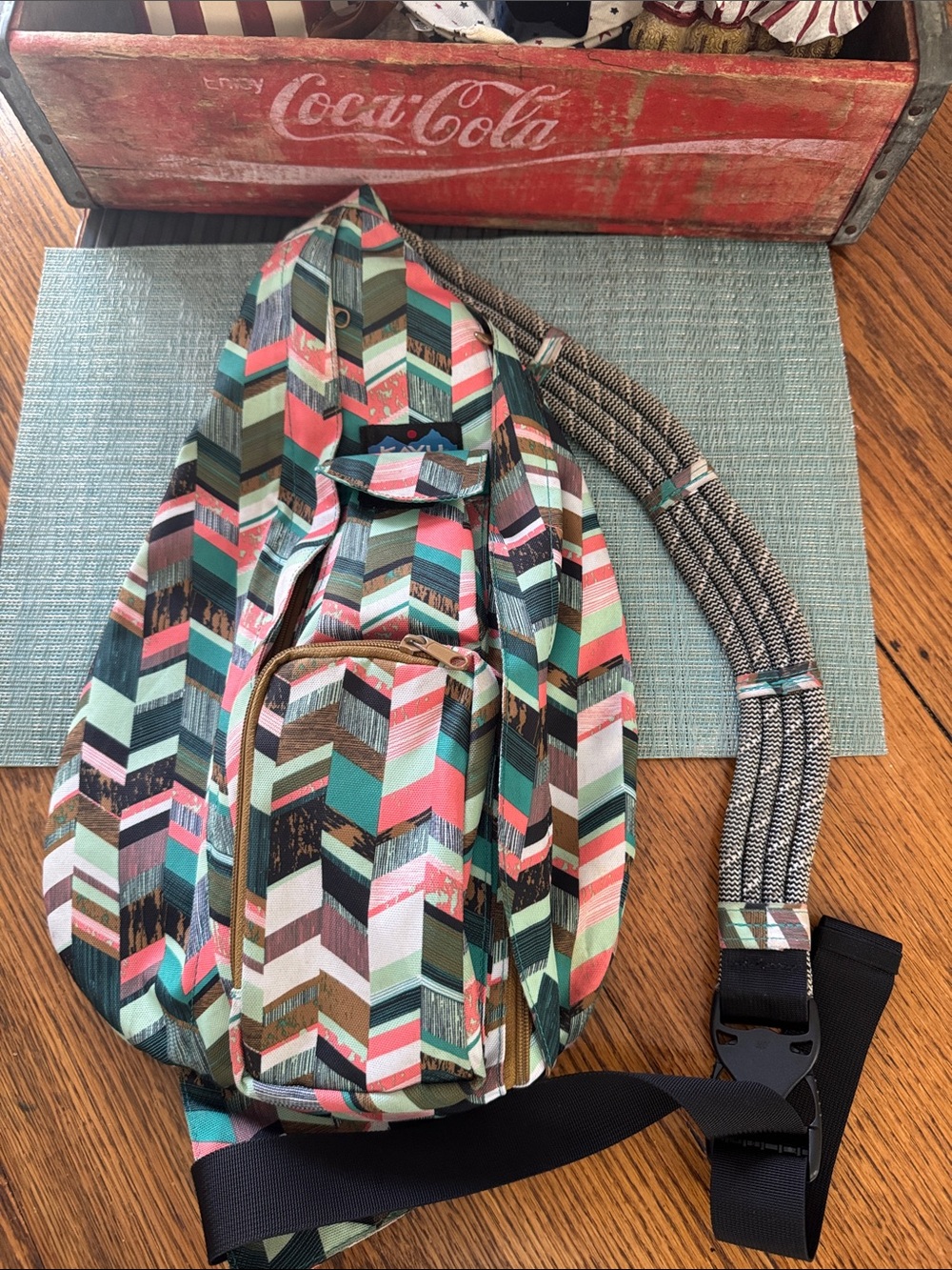 KAVU Rope Sling Bag Chevron Geometric ‎ Outdoor Backpack